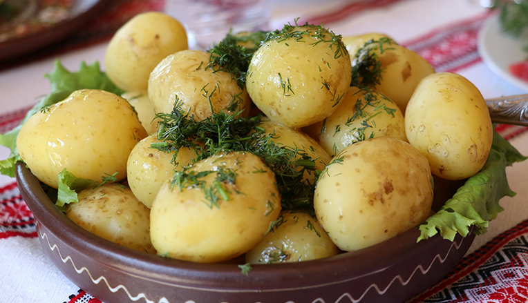 Kogte kartofler (mæthedsværdi = 323 %)