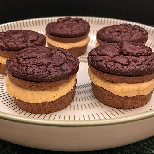 Chokolademuffins med cashewbuttercreme