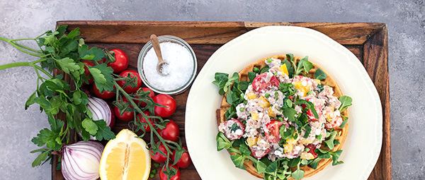 Frokostvaffel med cremet tunsalat