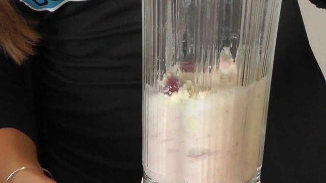 Protein-milkshake med jordbær